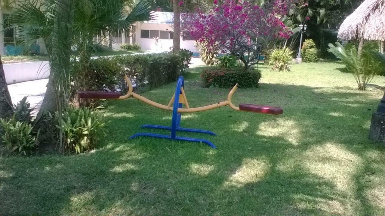 Hotel Playa Azul Catemaco Esterno foto